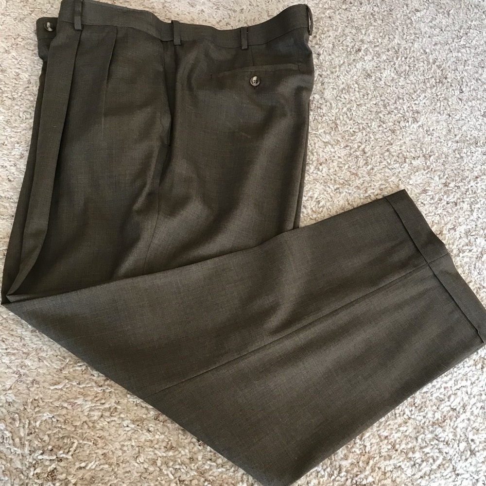 Croft&Barrow plead dress pant